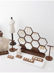 Walnut Honeycomb Earring Display Stand - Solid Wood Jewelry Organizer - Retro Photography Props & Home Decor Ornaments