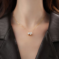 White Pony Zodiac Pendant Necklace – 18K Gold Plated Light Luxury Sweater Chain, Niche High-End Autumn & Winter Jewelry for Women