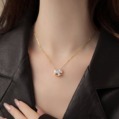 White Pony Zodiac Pendant Necklace – 18K Gold Plated Light Luxury Sweater Chain, Niche High-End Autumn & Winter Jewelry for Women