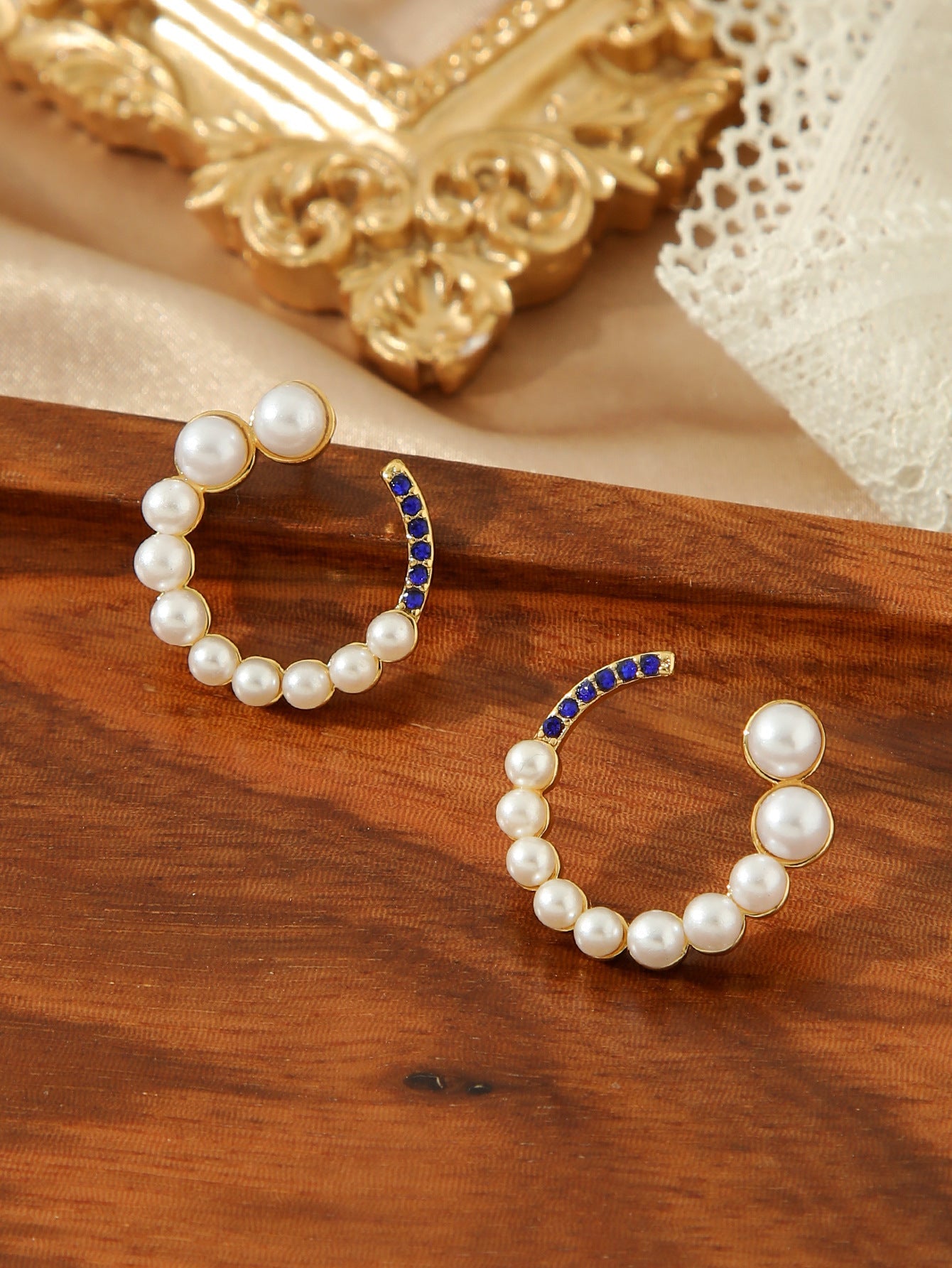 Retro Pearl Hoop Earrings - Korean Temperament Gold Hoops - Trendy Urban Style Pearl Earrings for Women - Aesthetic Fashion Jewelry