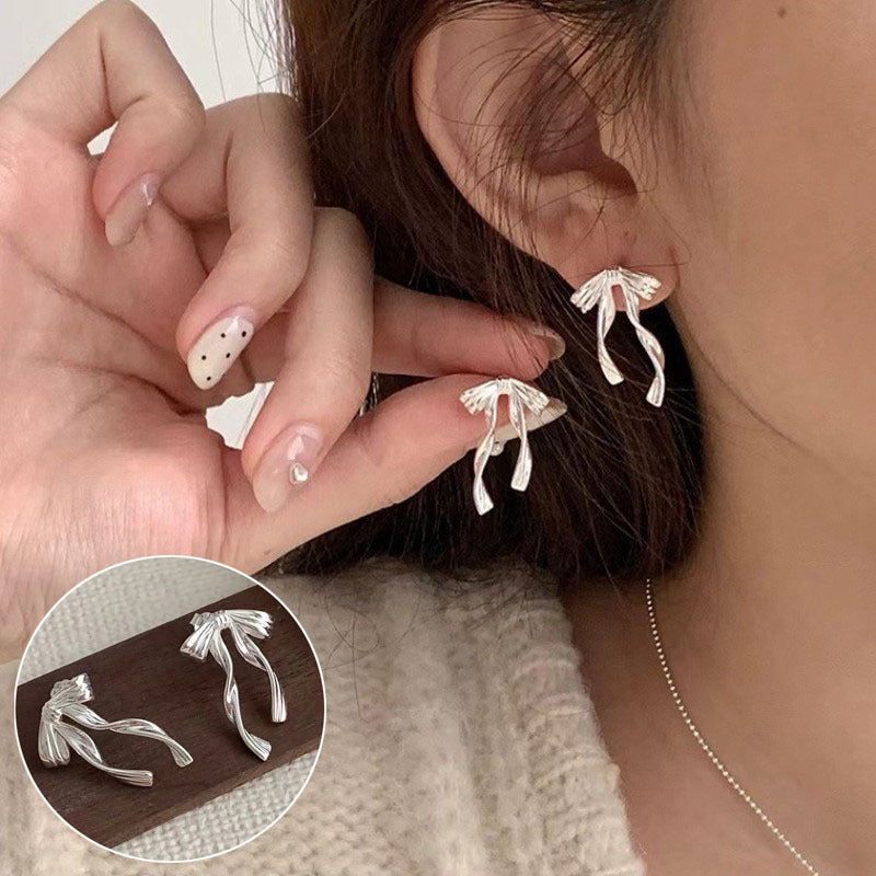 French Retro Gold Hoop Earrings - S925 Silver Needle Minimalist Thick Hoops - 18K Gold Plated Niche Design High-End Earrings for Women