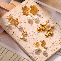 New Four-Leaf Clover Petal Studs - 18K Gold Plated "Light Luxury" Floral Earrings - Versatile High-End Ear Hole Support Earrings