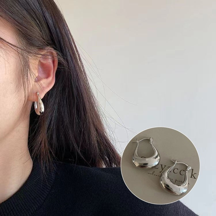 French Retro Gold Hoop Earrings - S925 Silver Needle Minimalist Thick Hoops - 18K Gold Plated Niche Design High-End Earrings for Women