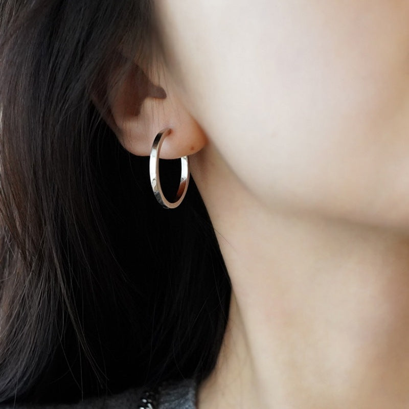 French Retro Gold Hoop Earrings - S925 Silver Needle Minimalist Thick Hoops - 18K Gold Plated Niche Design High-End Earrings for Women