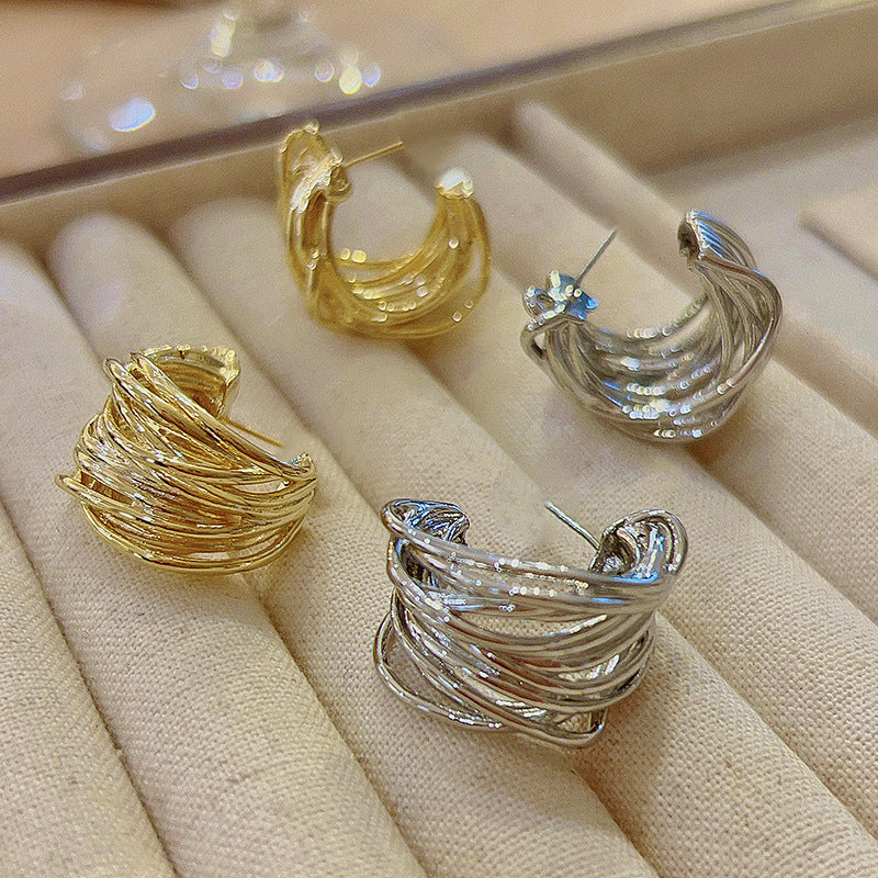 Retro Winding "Heavy Industry" Hoop Earrings - S925 Silver Needle Hollow C-Shaped Metal Hoops - High-End Niche Design Jewelry for Women