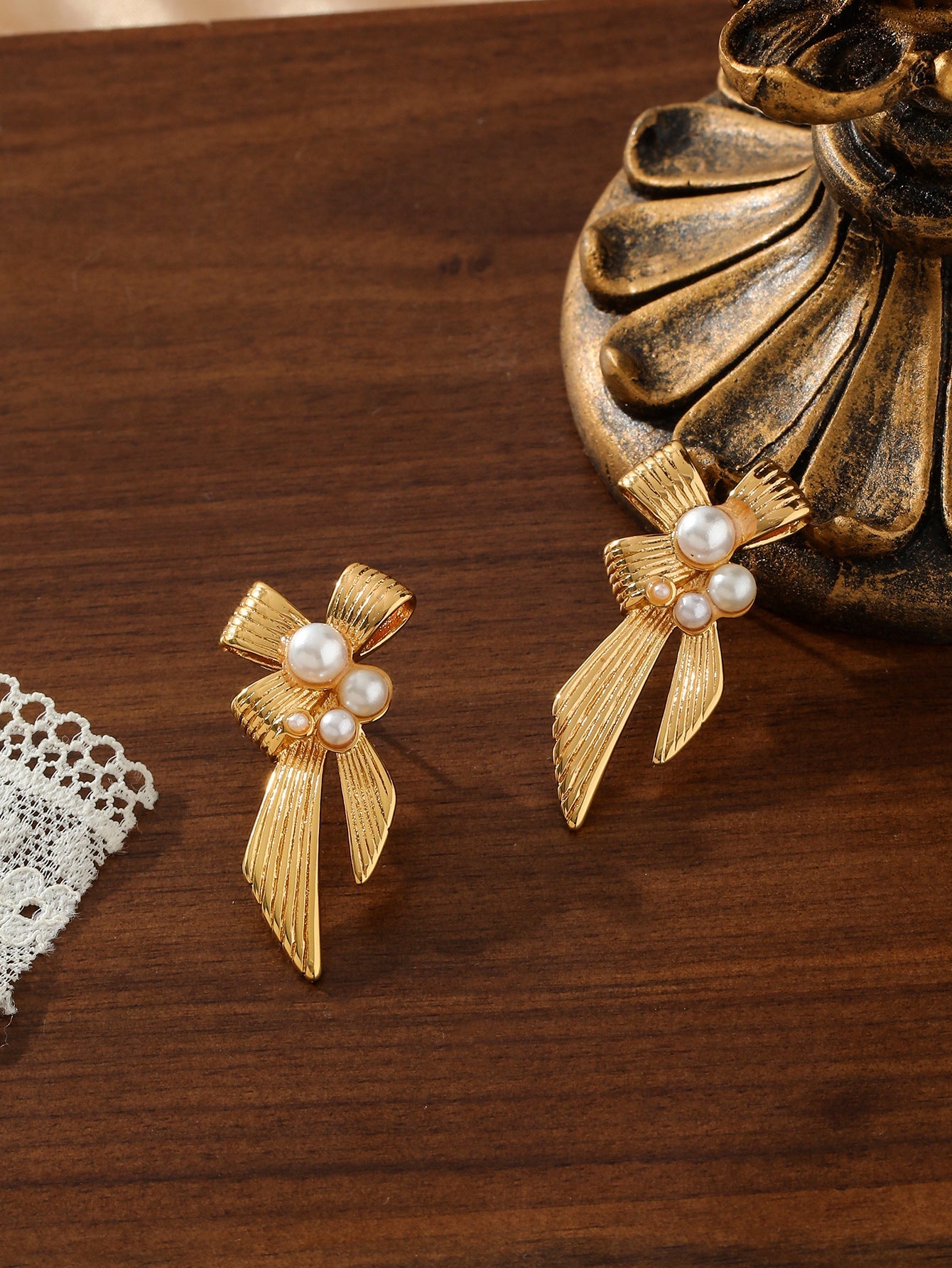 French Retro Bow Pearl Earrings - 18K Gold Plated Asymmetrical Heart & Ribbon Studs - Tarnish-Proof Titanium Steel Romantic Jewelry for Women