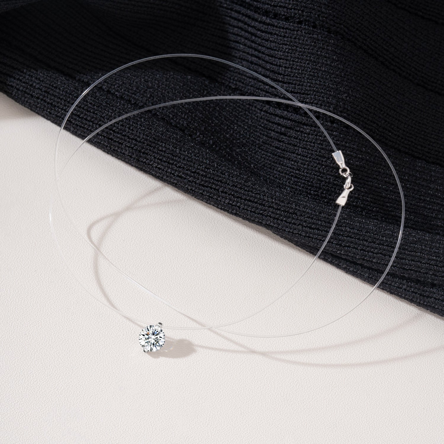 S925 Sterling Silver "Mermaid Tears" Moissanite Necklace – Invisible Fishing Line Floating Pendant, D-Color Moissanite Clavicle Chain, Niche Ethereal Jewelry for Women