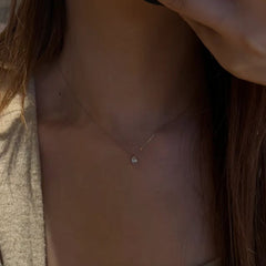 Minimalist Water Drop Pendant Necklace – 18K Gold Plated Stainless Steel Thin Clavicle Chain for Women