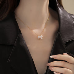White Pony Zodiac Pendant Necklace – 18K Gold Plated Light Luxury Sweater Chain, Niche High-End Autumn & Winter Jewelry for Women