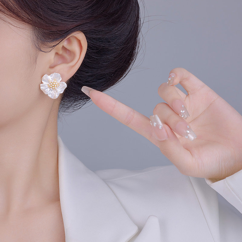 18K Gold Plated Flower Stud Earrings with Shell Pearls - Elegant Zircon Floral Dangles for Women
