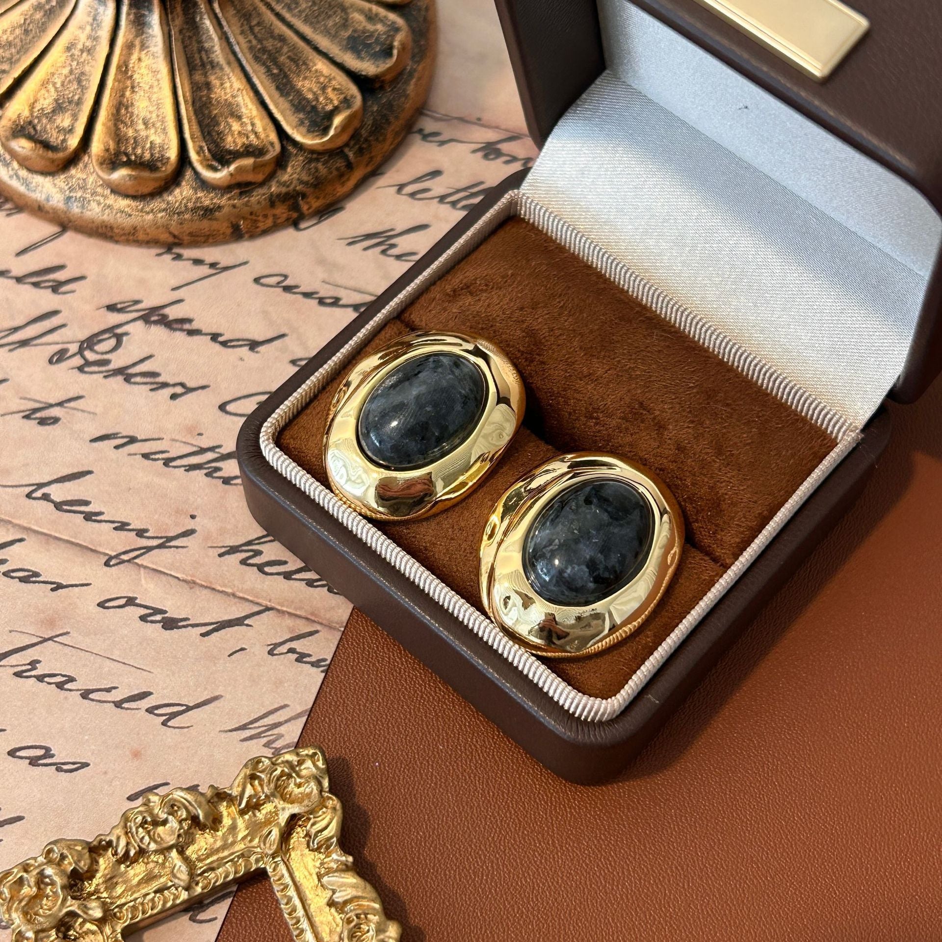 Natural Amethyst Oval Stud Earrings - S925 Sterling Silver Purple Crystal Earrings for Women