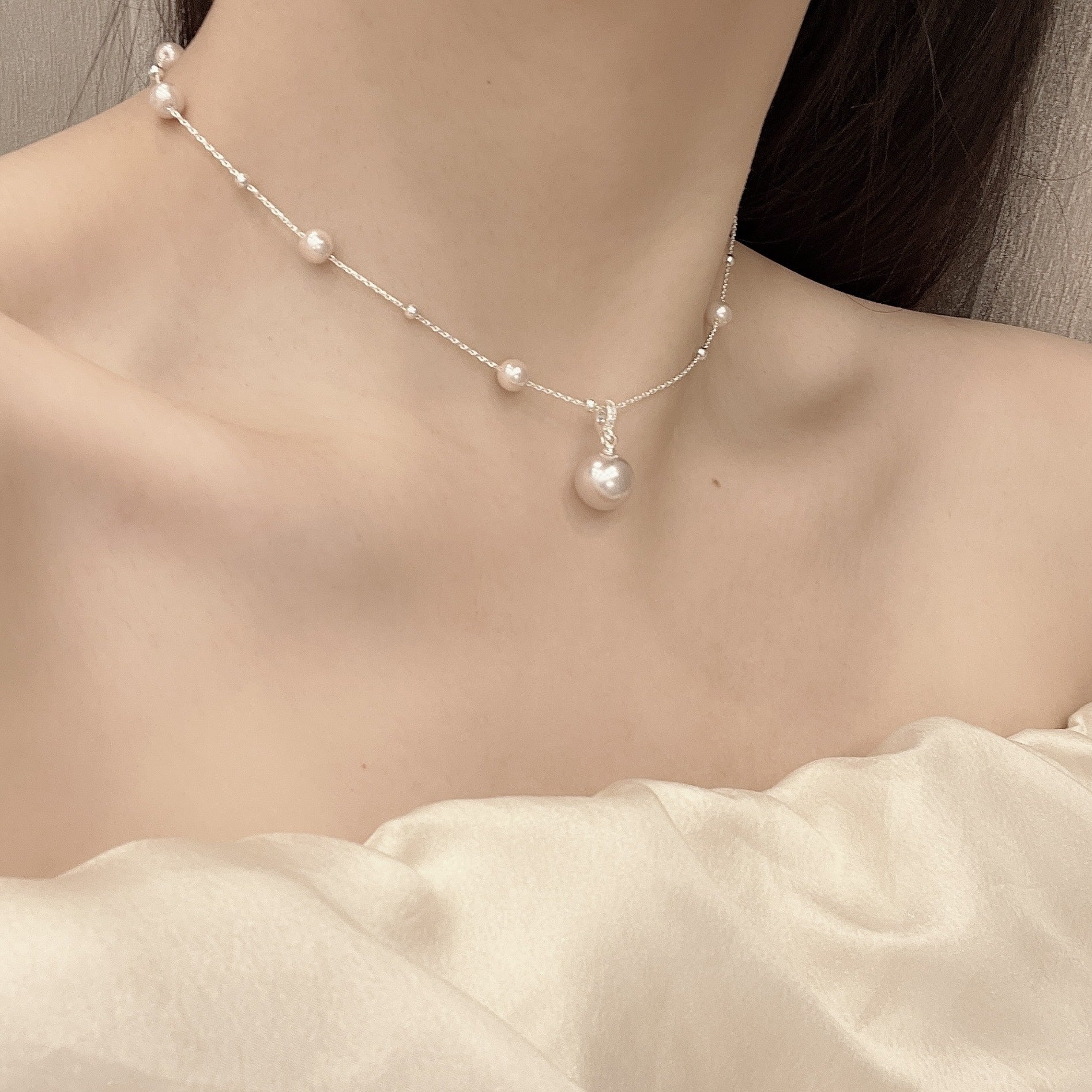Fresh Iridescent Shell & Pearl Necklace – 18K Gold Plated Star Pendant Clavicle Chain, Niche Light Luxury Jewelry for Women