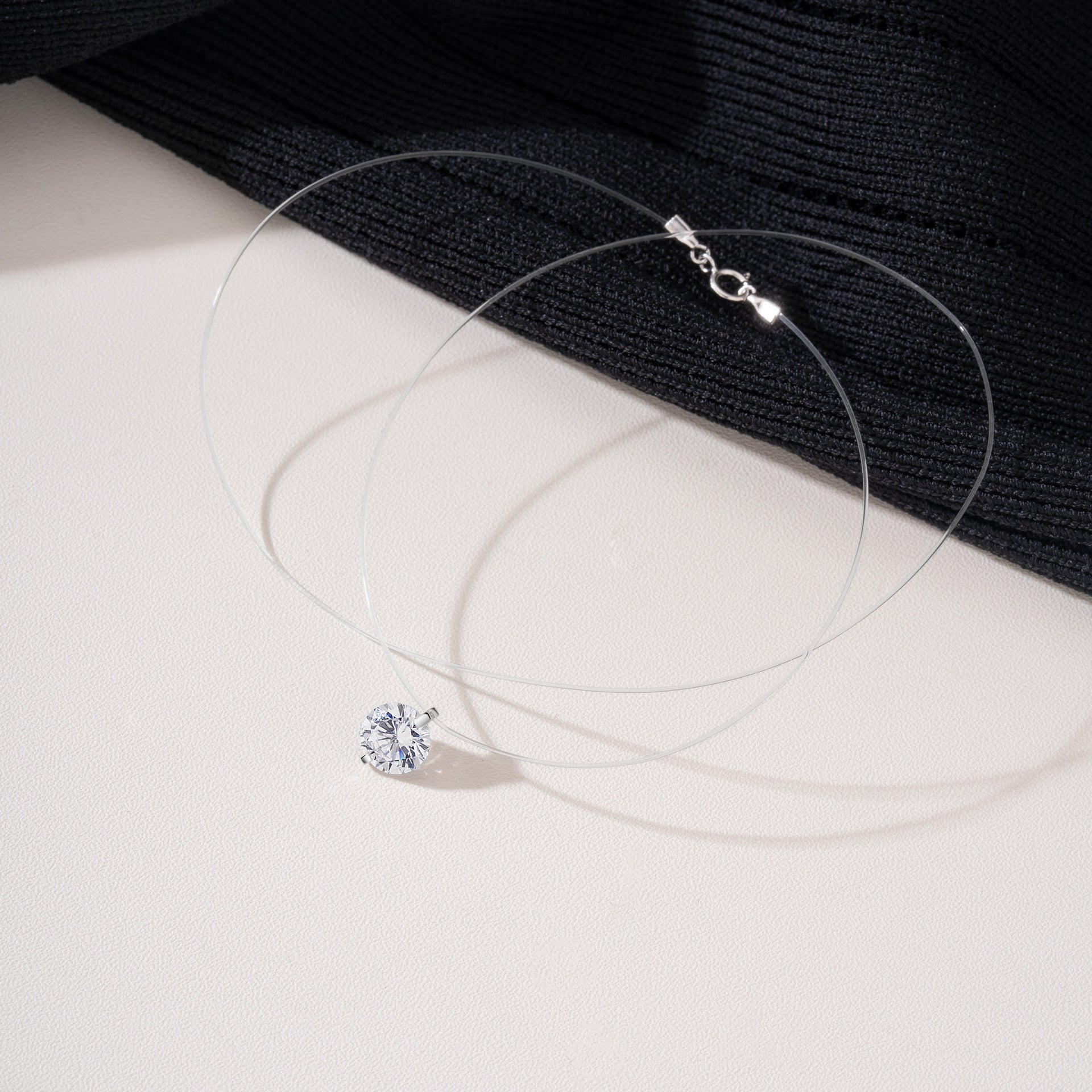 S925 Sterling Silver "Mermaid Tears" Moissanite Necklace – Invisible Fishing Line Floating Pendant, D-Color Moissanite Clavicle Chain, Niche Ethereal Jewelry for Women