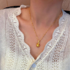 Sparkling "Ping'An" Apple Pendant Necklace – 18K Gold Plated Fruit Clavicle Chain, Light Luxury Peace & Safety Talisman, Elegant Personalized Jewelry for Women
