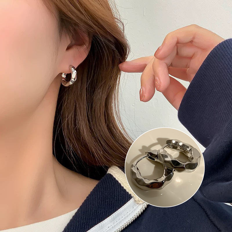 French Retro Gold Hoop Earrings - S925 Silver Needle Minimalist Thick Hoops - 18K Gold Plated Niche Design High-End Earrings for Women