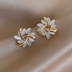 High-End Cat'S Eye Stone Sunflower Earrings 2026 New Trendy Earrings For Women Simple And Exquisite Temperament Internet Celebrity Earrings